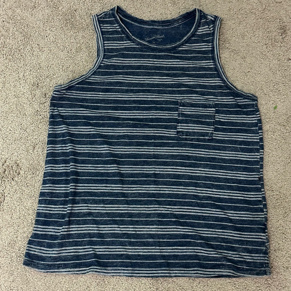 Boyfriend fit L blue and white striped tank top with pocket #stripes